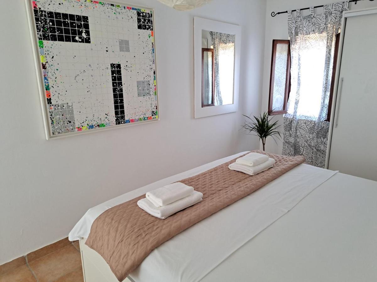 Family Apartment In Center Of Murter Ngoại thất bức ảnh